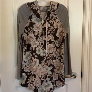 Chris & Carol, flowered top